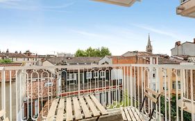 2Br In Toulouse Colors With Balcony - Welkeys